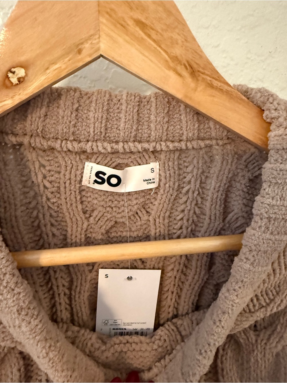Cropped Sweater - Picture 2 of 4